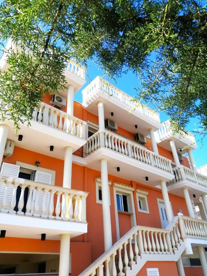 Marku Palace Ksamil Luaran gambar